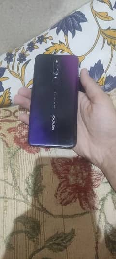 Oppo f11 pro popup camera with box charger 0