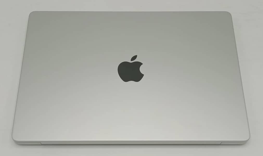 MacBook Pro 2021 M1 Pro Chip 16 Inch 16/32GB Ram 16Inch MacBook 10