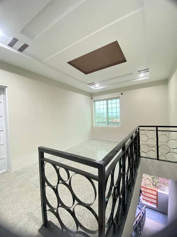 BRAND NEW BEAUTIFUL HOUSE FOR SALE I-10/2 14