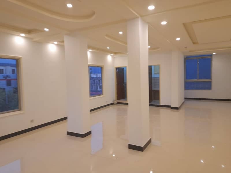 BEAUTIFUL OFFICE SPACE FOR RENT IN F-8 MARKAZ 1