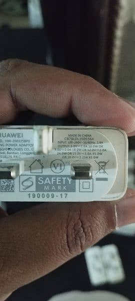 Huawei Type-C To C 65Watt Adopter Available 3