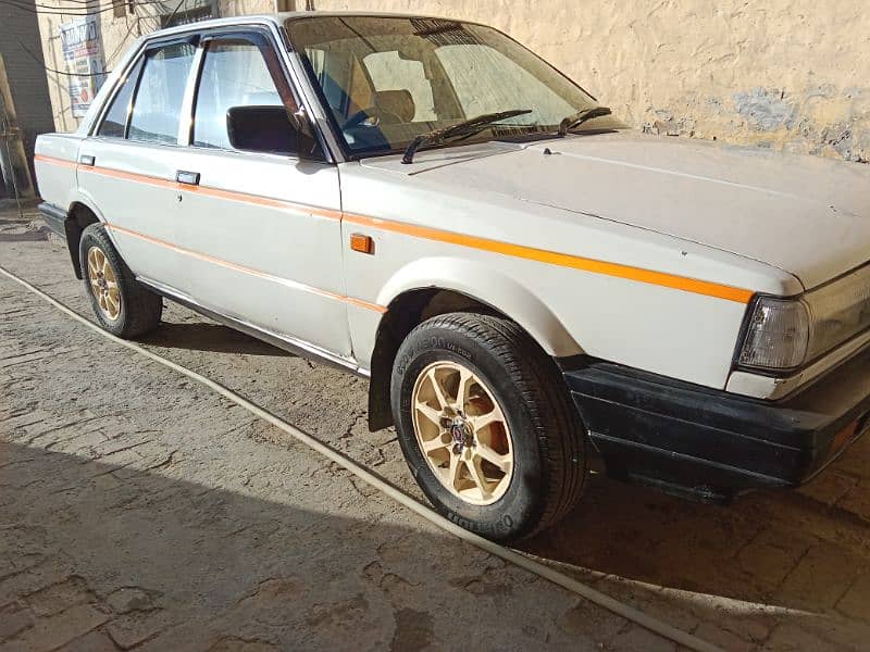 Nissan Sunny 1986 2