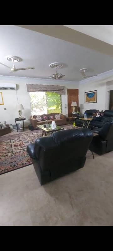666 Sq Yd Beautiful Corner House Available For Sale In F-11/1 0