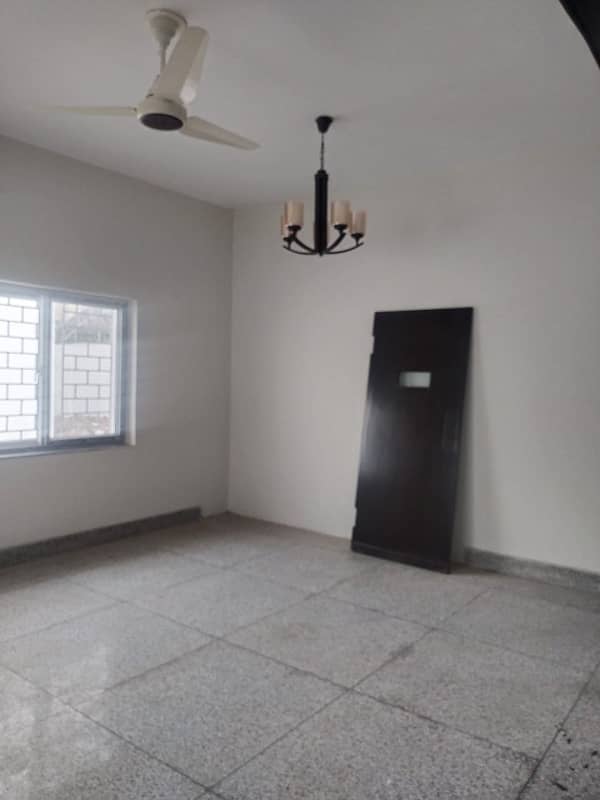 2 Kanal House For Rent In G-6/4 Islamabad - Ideal For Foreigners 11