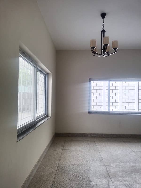 2 Kanal House For Rent In G-6/4 Islamabad - Ideal For Foreigners 12