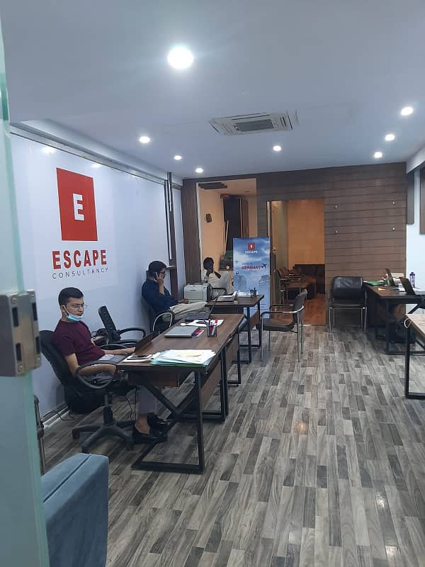 650 SFT Semi Furnished Office Available For Rent In The Heart Of Gulberg 1