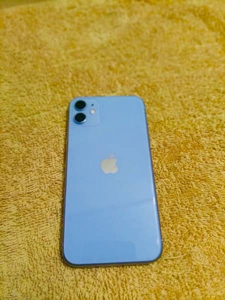 iphone 11 water pack 128Gb with box charger 10/10 like pta approve 3