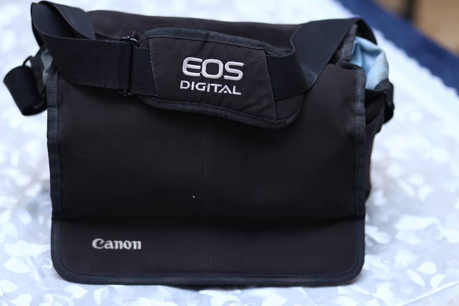 CANON EOS 6D with Kit 15