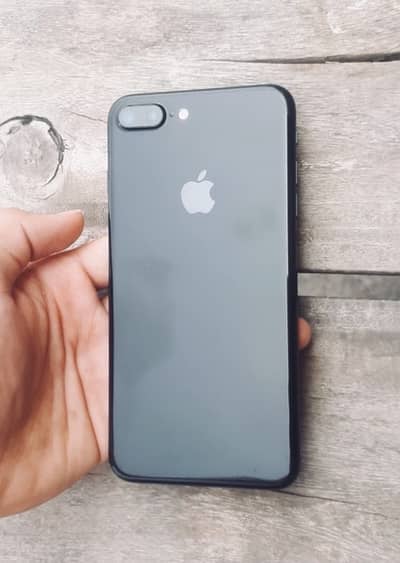 Iphone 7 plus 128GB PTA Aproved