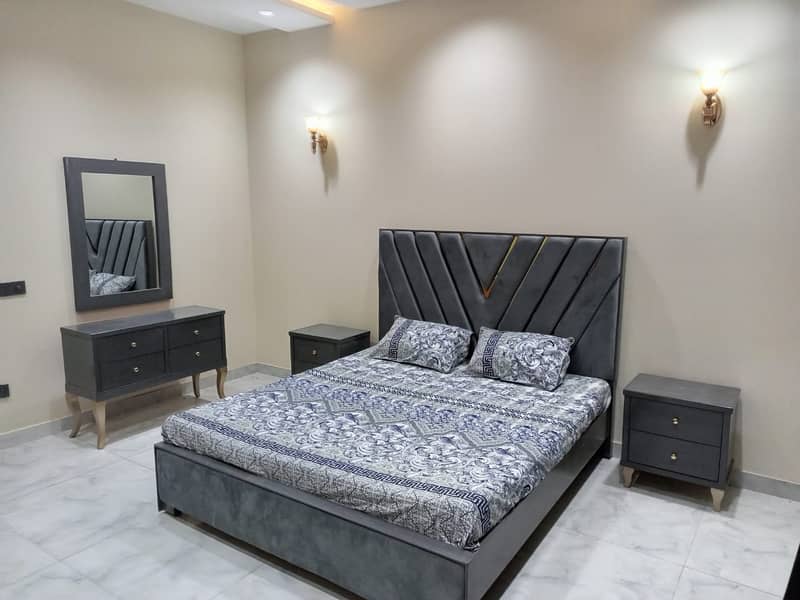 four furnished bedrooms portion ( Daily weekly monthly) 12