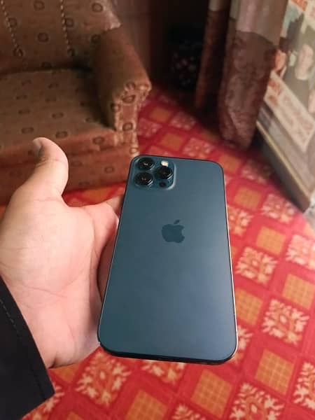 iPhone 12 Pro Max mint condition 2