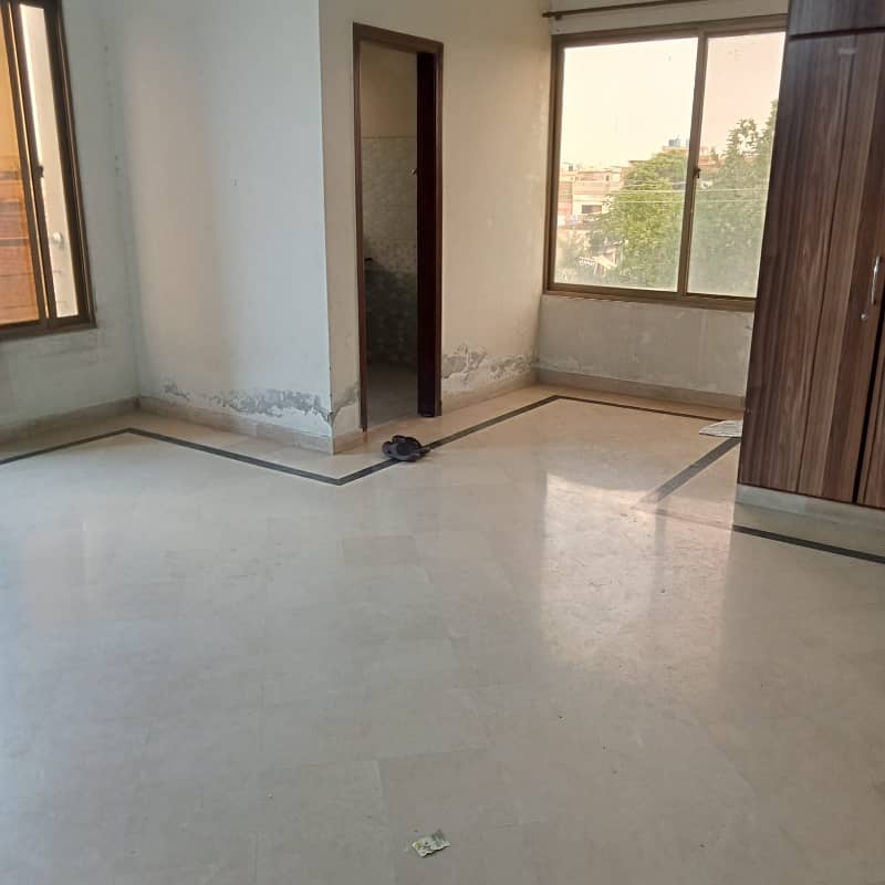 Johar Town Apartment available for rent 10