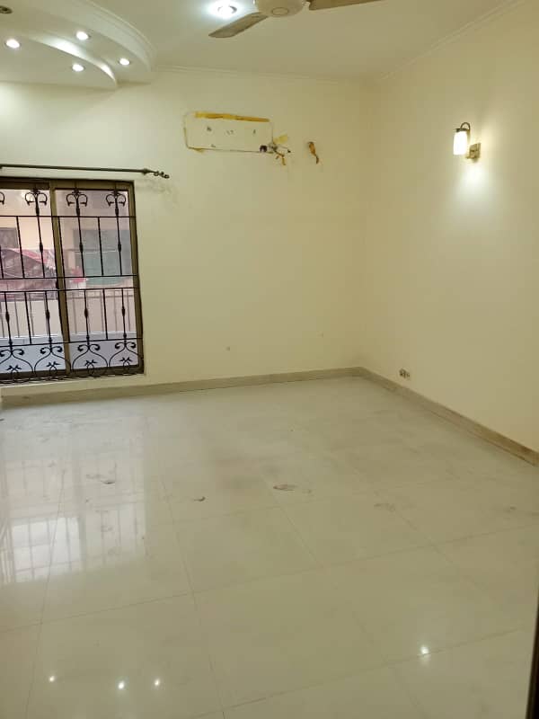 Upper Portion Is Available For Rent 7
