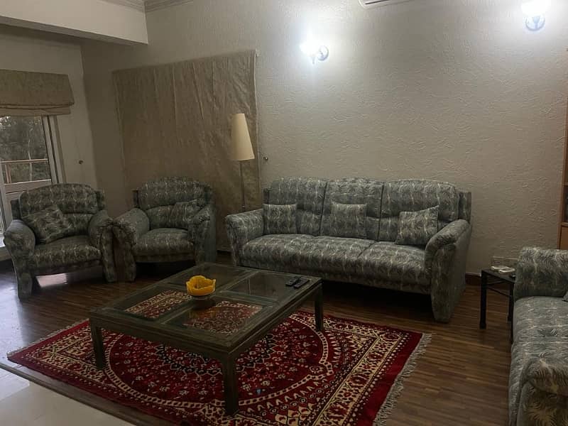 Furnished Family Apt 4 Bedroom 1 Store 1 Servant Quarter Luxury accommodation in F 11 Islamabad 6