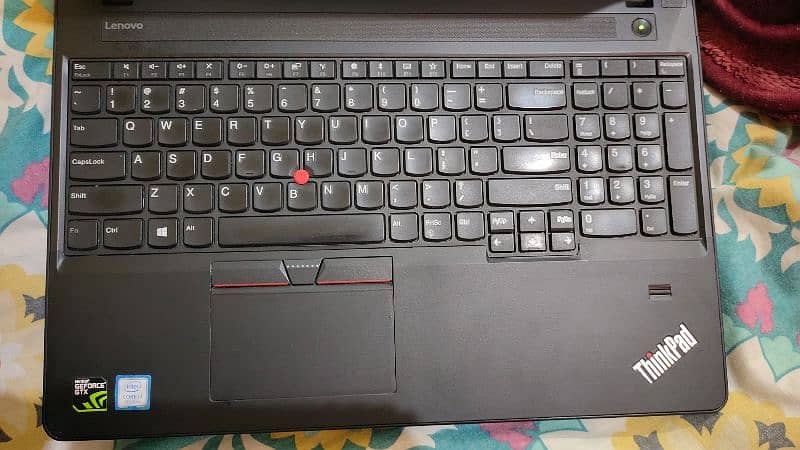 Lenovo Thinkpad E570 i7 7th gen with 2gb graphics card Gaming Laptop 3
