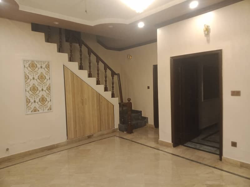 5 MARLA BRAND NEW HOUSE AVAILABLE FOR SALE IN JOHAR TOWN 16