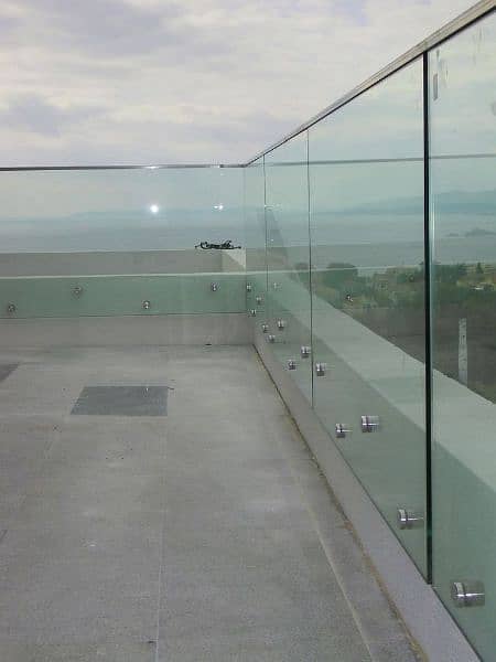 Aamir safety glass 9