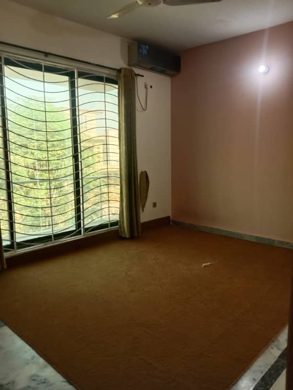 Beautiful Corner Upper Portion For Rent In Media Town 3