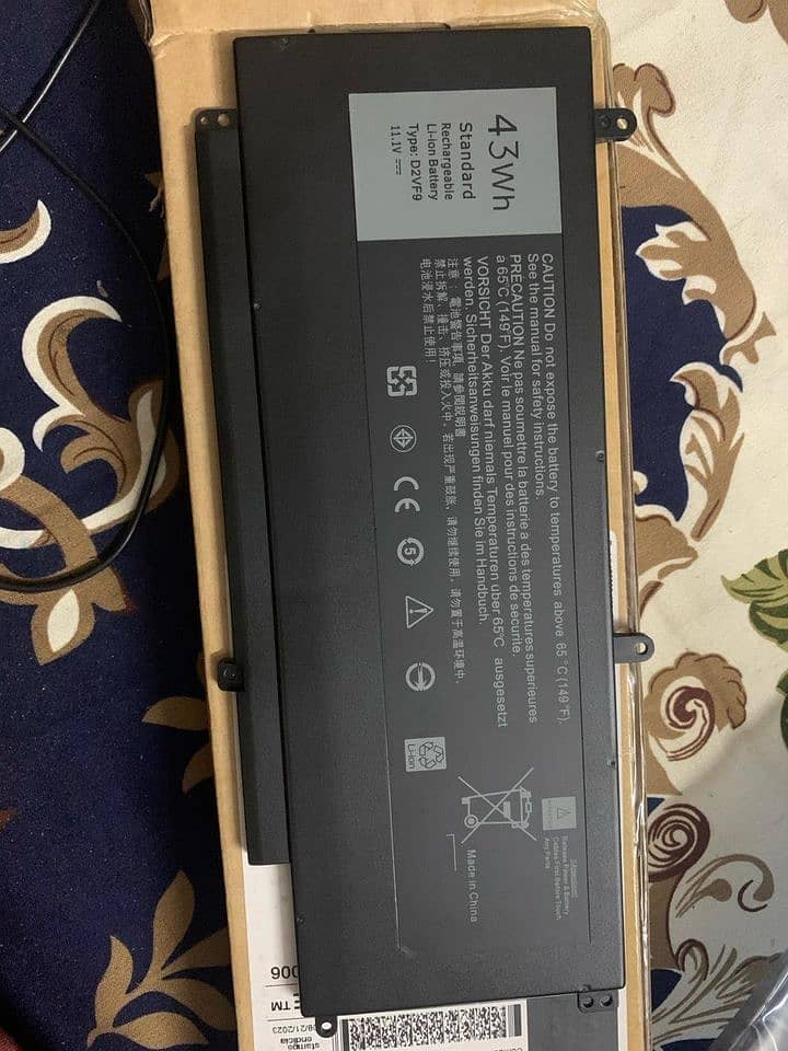 Dell Inspiron Laptop Battery 7547 7548 For Sale 0