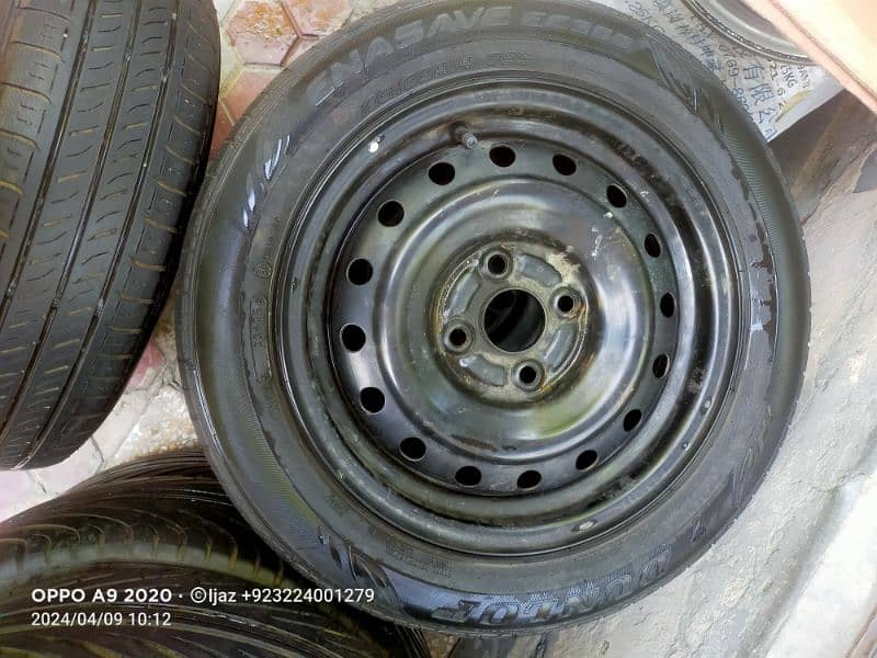 Toyota Vitz Wheels with tyres 3