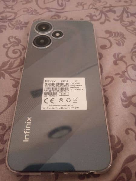 Infinix hot 30 play 4/64 highly demanded 2