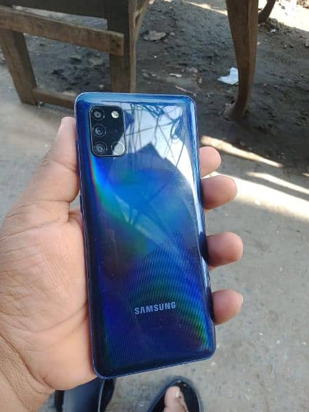 Samsung A31 with box 4/128 4