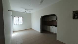 2 Bed Dd Flat 1st Floor For Sale In Nishat Commercial Phase 6 Dha 0
