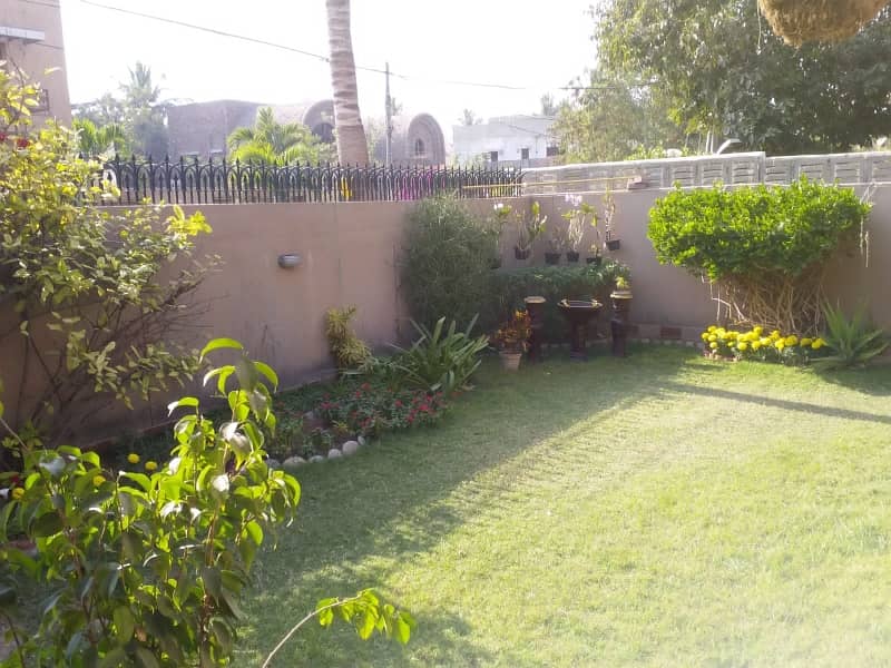 500 square yard banglow west open for sale in Sehar phase 6 dha 6