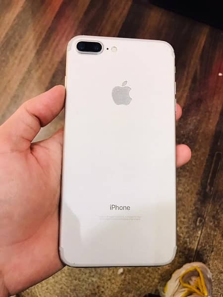 iphone 7+pta approved 2