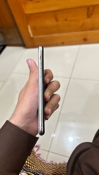 iPhone x 256 gb pta approved 3