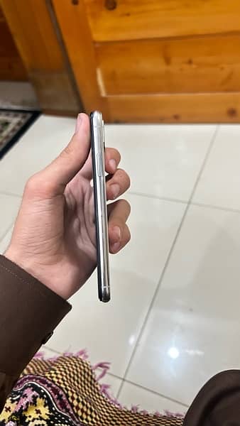 iPhone x 256 gb pta approved 5
