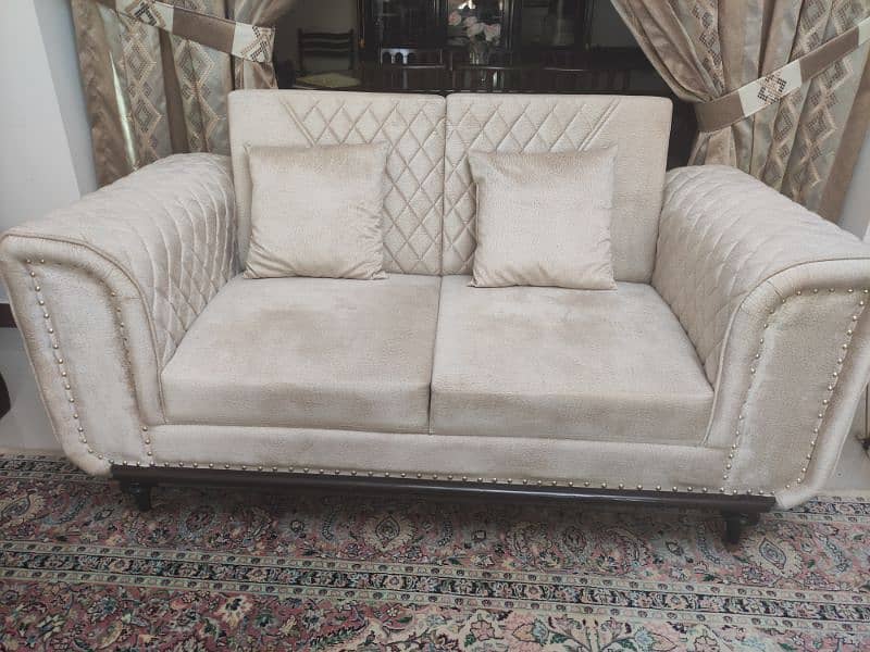 sofa set for sale| 7 seater sofa set for sale in Karachi 2