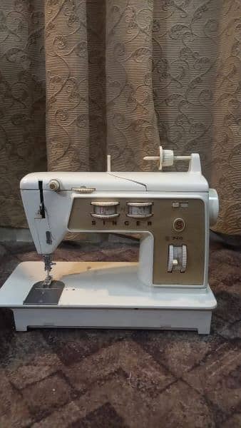Singer Automatic Embroidery machine 3