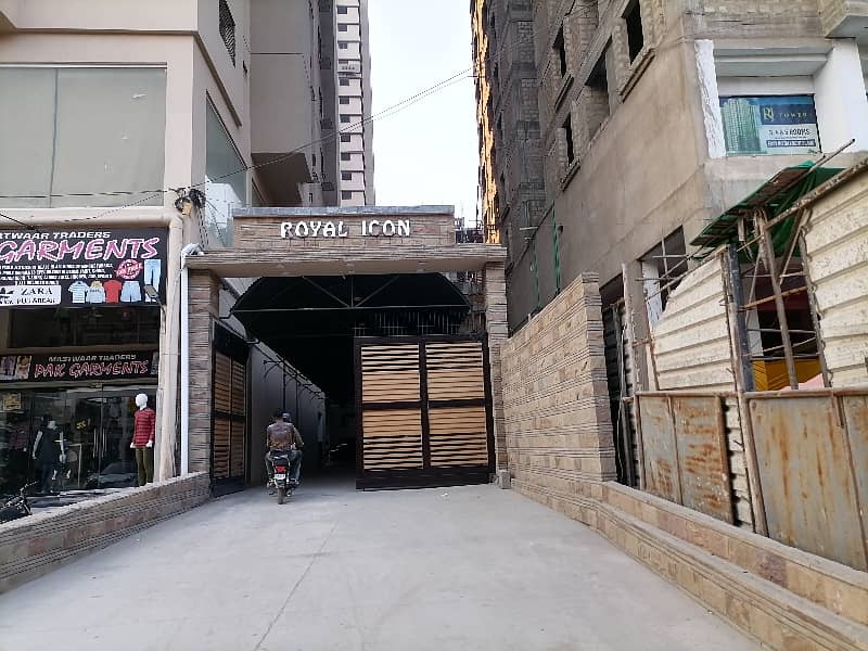 Ideally Located Flat Of 1200 Square Feet Is Available For Sale In Karachi 0