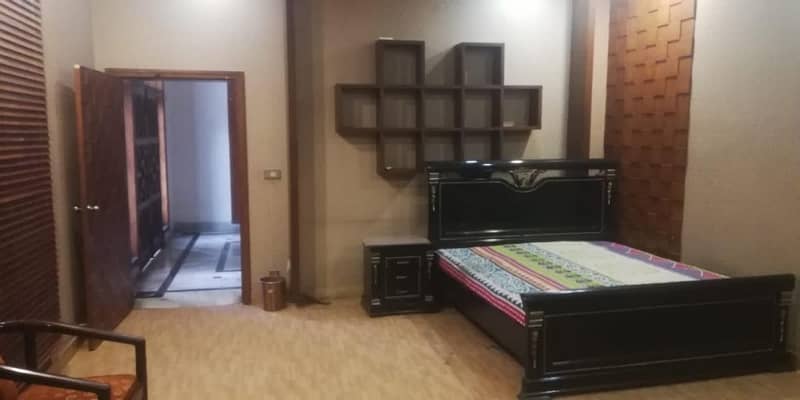 80 Marla House Available For Sale In Model Town 10