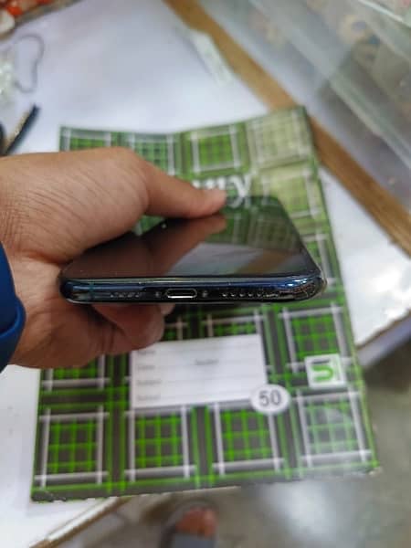 iPhone 11 Pro Max 256 dual physical pta approved 7