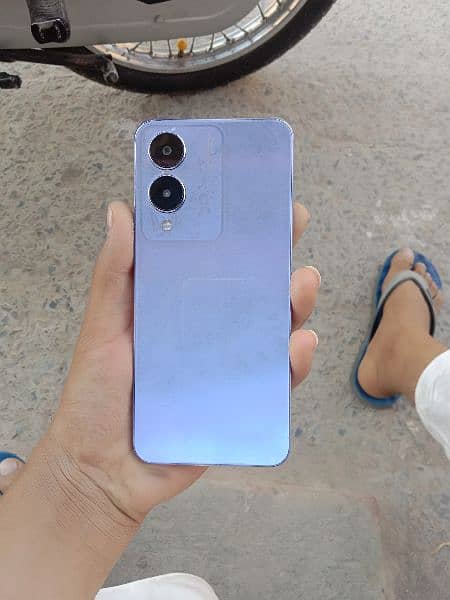 vivo y17s urgent sale 10 month warranty available 2