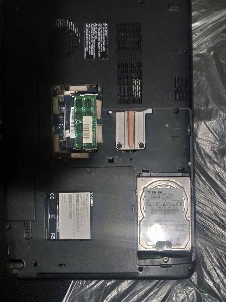 Core i-5 (2nd Gen) Toshiba Laptop Sale 2