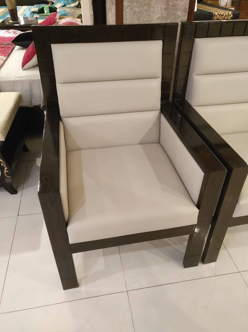 Room Chairs / Bedroom Chairs / Luxury Chairs 3