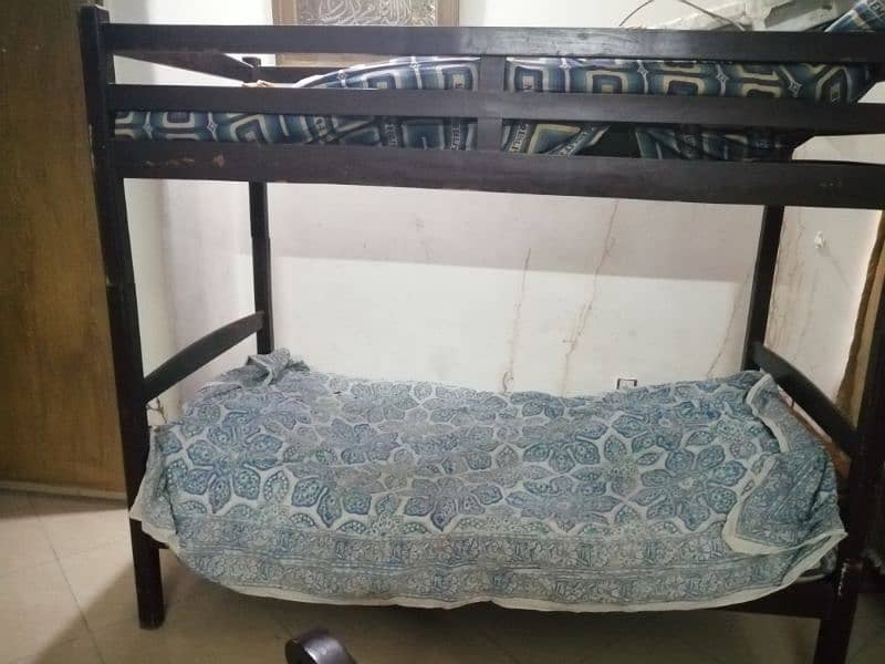Solid diyaal wood Bunk Bed. . for contact call or whastapp 03216312969 1