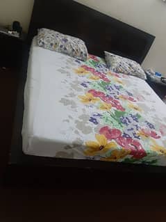 Bed Set barely used 0