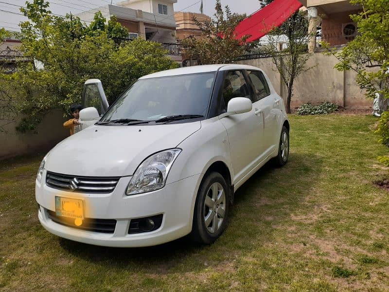 Suzuki swift DLX Automatic 1.3 Navigation 2019 Model 1