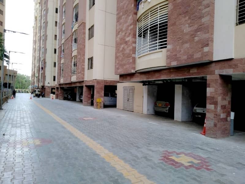 1400 Square Feet Flat available for sale in Harmain Royal Residency, Karachi 15