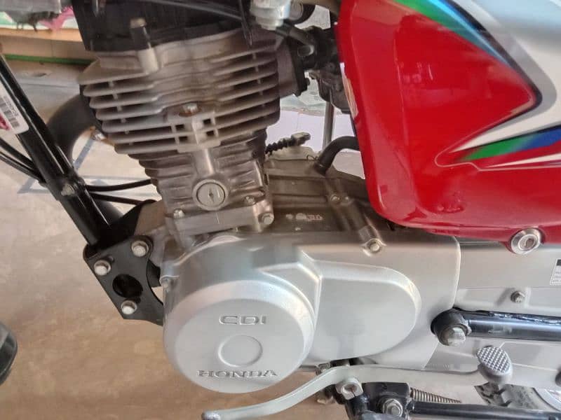 Honda CG 125 for sale model 2023 all brand new condition 5