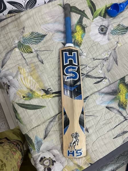 full cricket kit with HS 3 star bat with free robo side arm 4