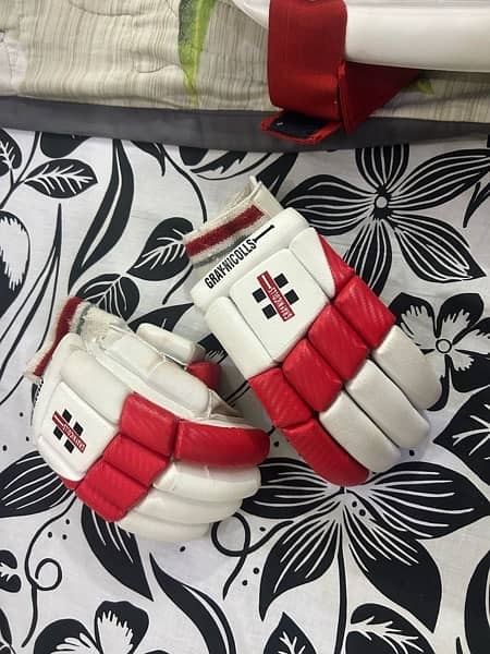 full cricket kit with HS 3 star bat with free robo side arm 10