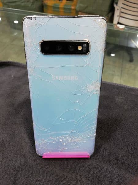 S10 Plus Samsung Galaxy 8/128 Official PTA. 4