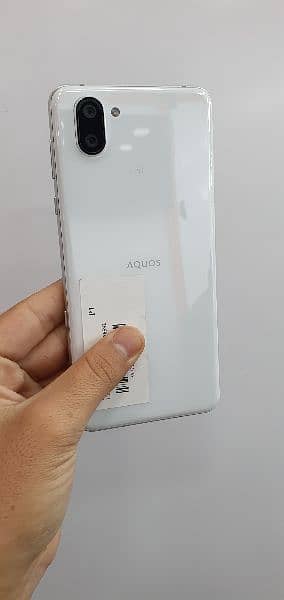 Aquos R3 . Non PTA . Sim Working . 6Rom 128 GB . Coundation 10 BY 10 . 2