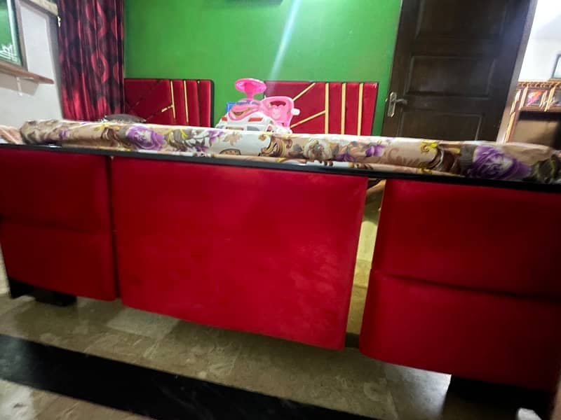 new single bed  few days use for sale with new matresses 1