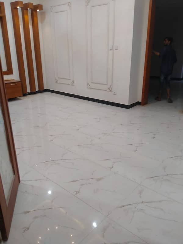 10 Marla Spanish House For SALE In Faisal Town Hot Location 8